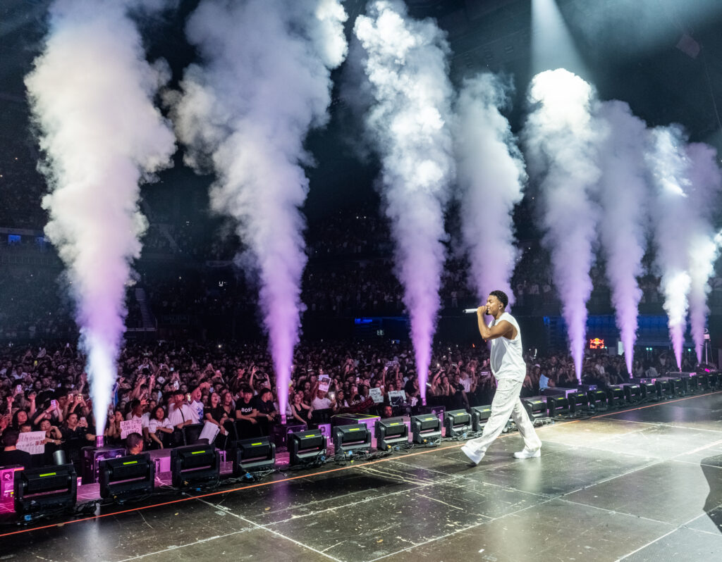 Myke Towers regresa a lo grande a Madrid: Un espectáculo deslumbrante en el Movistar Arena